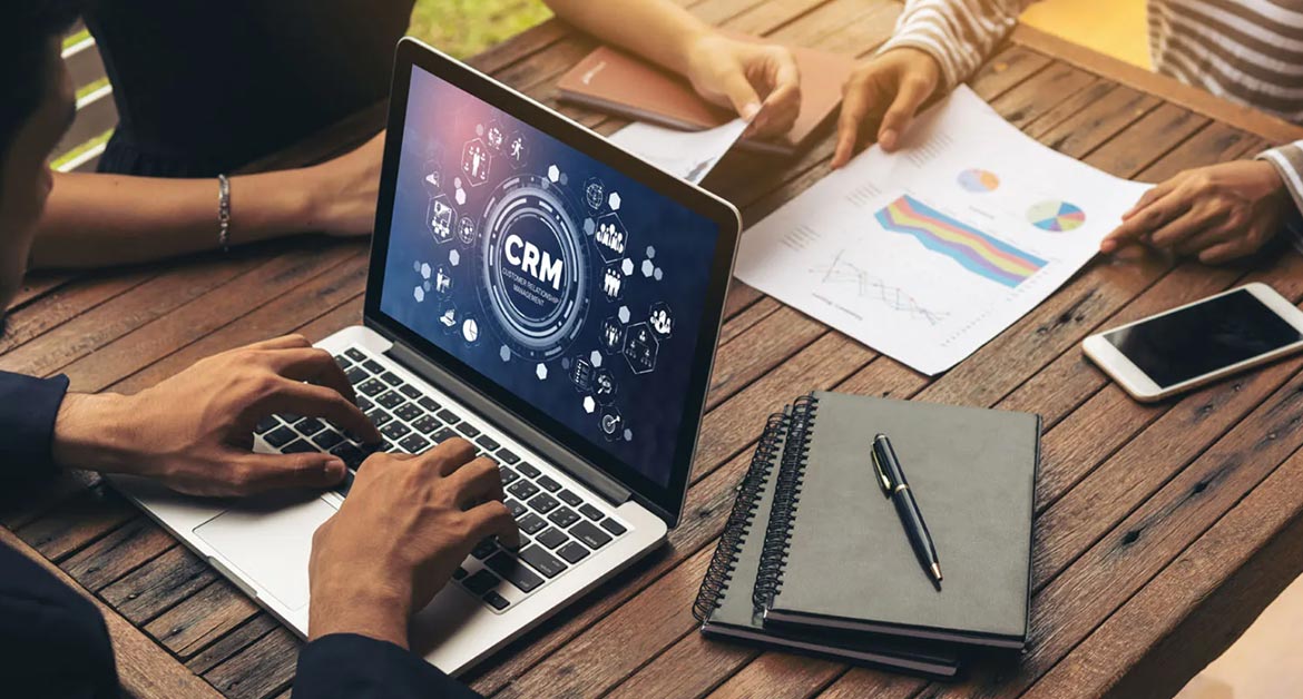How Sales CRM Software Improves Team Collaboration