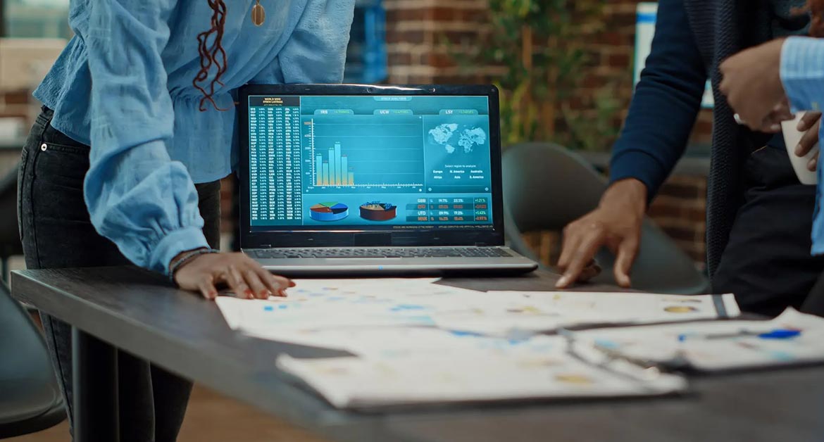 Why Real-Time Sales Reporting Matters for Business Owners
